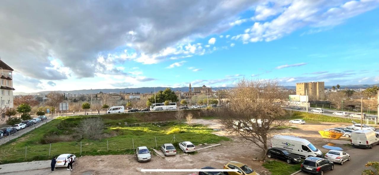Apartament Puente A La Mezquita - Free Parking Kordoba Zewnętrze zdjęcie